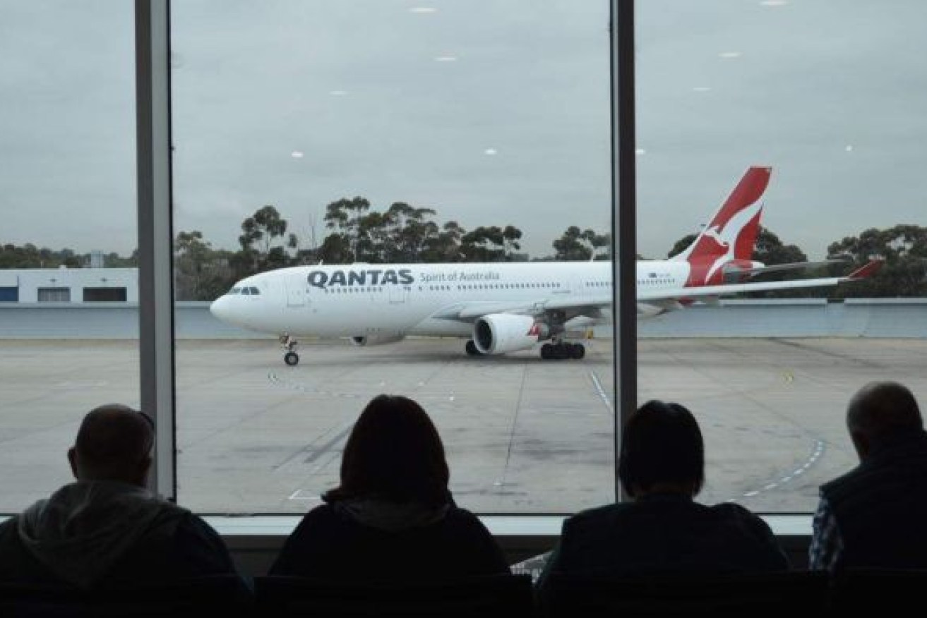 Qantas and Jetstar will only keep 40 per cent of domestic flights running. Photo: ABC