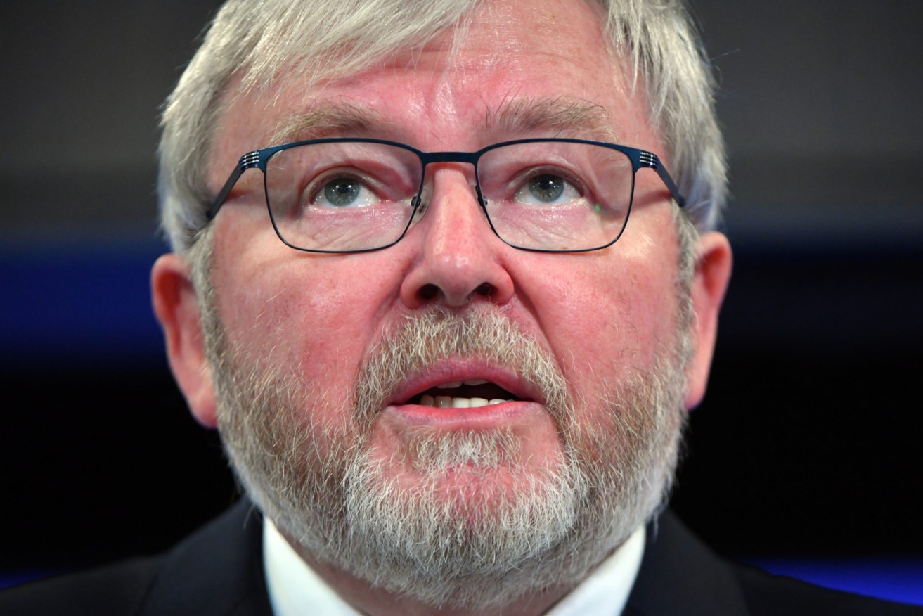 Former prime minister Kevin Rudd arranged a Zoom call with the Pfizer boss in an effort to secure more vaccines for Australia. (AAP Image/Mick Tsikas)