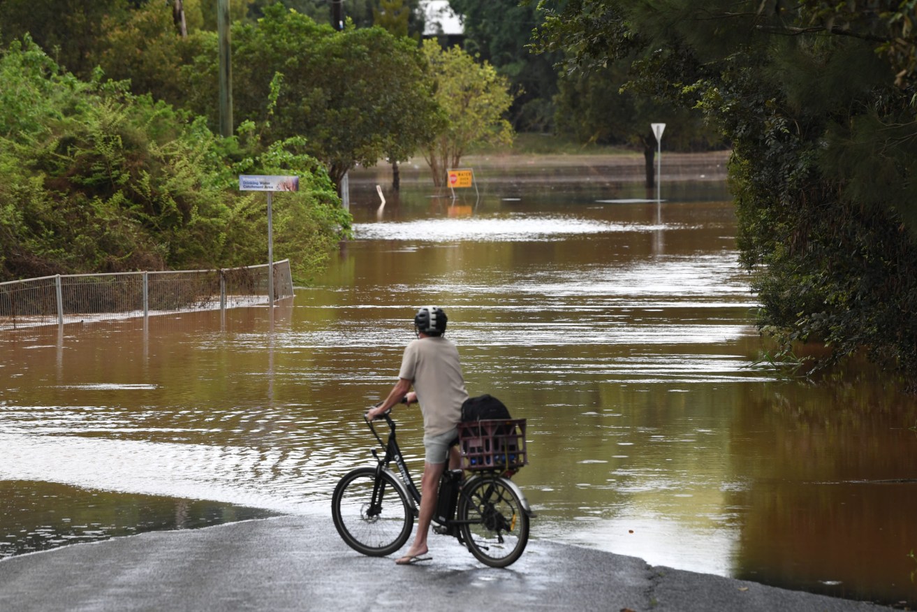 The flood threat has returned to Queensland
 (AAP Image/Darren England) 